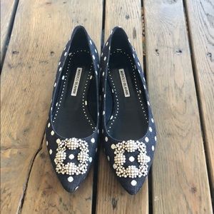 NWT Manolo Blahnik Hangisi Denim Polka Dot Flats